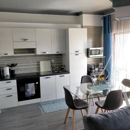 Sea View - - Balcony